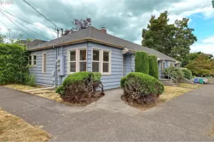 3224 SE Francis St, Portland, OR 97202 - Photo 2