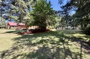 89989 Goldie Ln, Elmira, OR 97437 - Photo 10