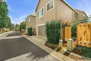 20813 SW Murphy Ln, Beaverton, OR 97078 - Photo 20