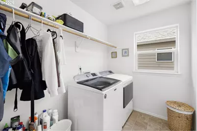 20813 SW Murphy Ln, Beaverton, OR 97078 - Photo 36