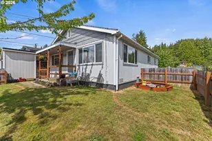 1543 19th St, Myrtle Point, OR 97458 - Photo 4
