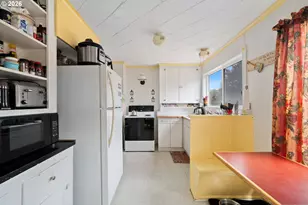 3063 SW Anchor Ave, Lincoln City, OR 97367 - Photo 32