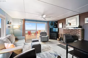 3063 SW Anchor Ave, Lincoln City, OR 97367 - Photo 8