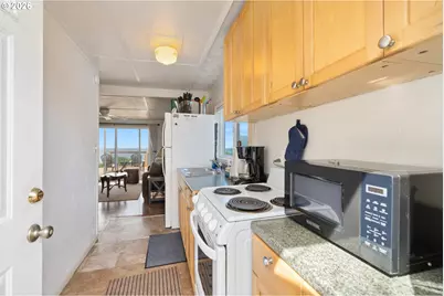 3063 SW Anchor Ave, Lincoln City, OR 97367 - Photo 16