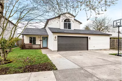 10037 N Polk Ave, Portland, OR 97203 - Photo 2