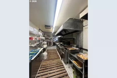 210 E Washington St, Stayton, OR 97383 - Photo 20