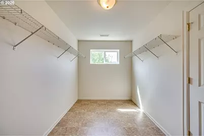 329 S Spruce Ave, Yacolt, WA 98675 - Photo 18
