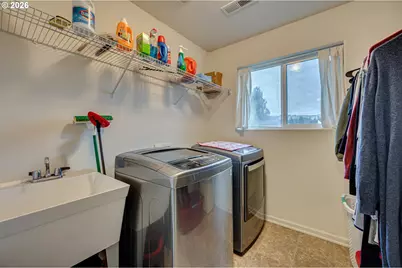 329 S Spruce Ave, Yacolt, WA 98675 - Photo 22