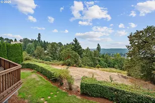 2360 Falcon Dr, West Linn, OR 97068 - Photo 36