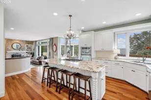 2360 Falcon Dr, West Linn, OR 97068 - Photo 16