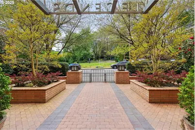 1132 SW 19th Ave #512, Portland, OR 97205 - Photo 30