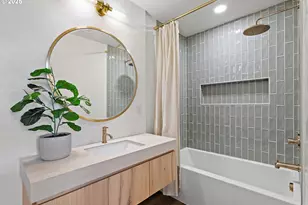 925 Holiday Ct S, Salem, OR 97302 - Photo 38