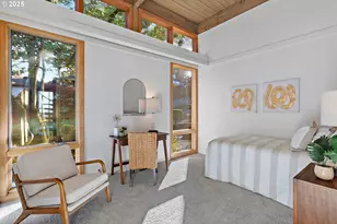 925 Holiday Ct S, Salem, OR 97302 - Photo 36