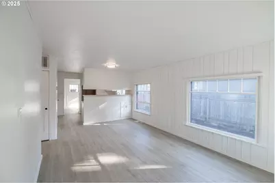 1385 Waller St, Salem, OR 97302 - Photo 6