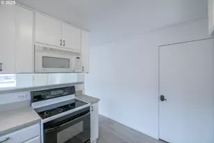 1385 Waller St, Salem, OR 97302 - Photo 22