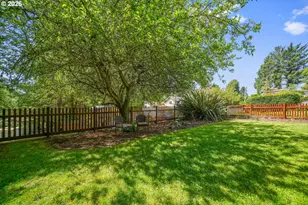 2341 NE 35th St, Lincoln City, OR 97367 - Photo 16