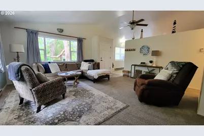 87793 Saltaire St, Florence, OR 97439 - Photo 6