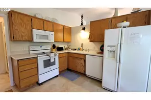 87793 Saltaire St, Florence, OR 97439 - Photo 4