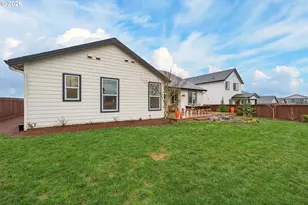 2031 E 9th St, La Center, WA 98629 - Photo 40