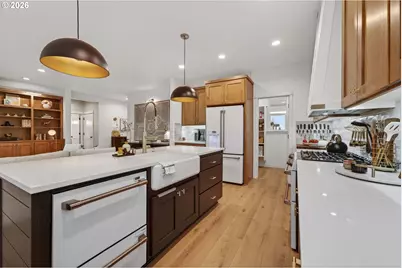 2031 E 9th St, La Center, WA 98629 - Photo 18