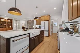 2031 E 9th St, La Center, WA 98629 - Photo 18