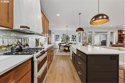 2031 E 9th St, La Center, WA 98629 - Photo 16