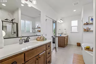 2031 E 9th St, La Center, WA 98629 - Photo 28
