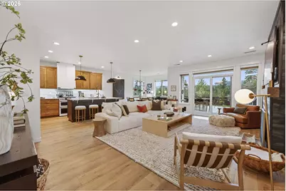 2031 E 9th St, La Center, WA 98629 - Photo 10