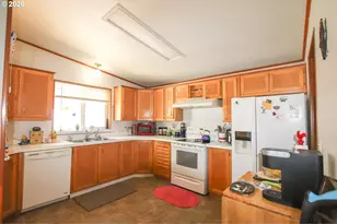85049 Hwy 101, Florence, OR 97439 - Photo 10