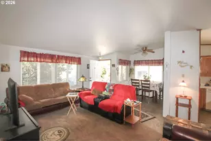 85049 Hwy 101, Florence, OR 97439 - Photo 12