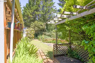 85049 Hwy 101, Florence, OR 97439 - Photo 30