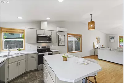 106 Balboa Loop, Kelso, WA 98626 - Photo 10