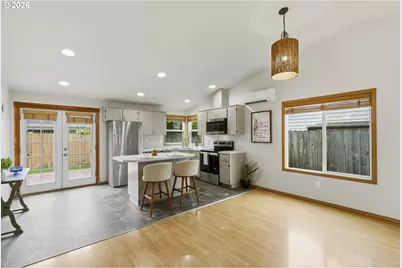 106 Balboa Loop, Kelso, WA 98626 - Photo 6