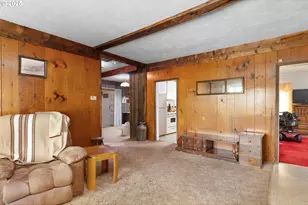 8730 Old Hwy 99, Roseburg, OR 97470 - Photo 4