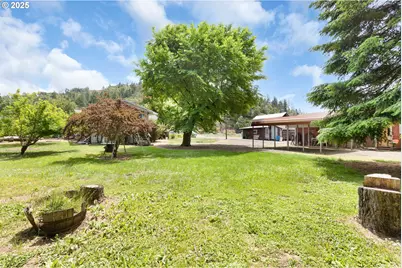 8730 Old Highway 99, Roseburg, OR 97470 - Photo 28
