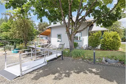 8730 Old Highway 99, Roseburg, OR 97470 - Photo 30