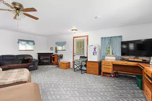 8730 Old Hwy 99, Roseburg, OR 97470 - Photo 20