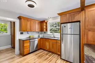 9210 N Allegheny Ave, Portland, OR 97203 - Photo 16