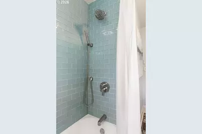 9210 N Allegheny Ave, Portland, OR 97203 - Photo 24