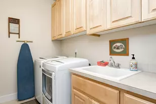 1336 NW Oakmont Ct, McMinnville, OR 97128 - Photo 20