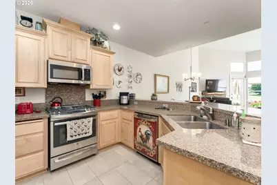 1336 NW Oakmont Ct, McMinnville, OR 97128 - Photo 12
