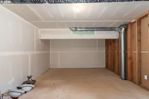 9161 NW Germantown Rd, Portland, OR 97231 - Photo 20
