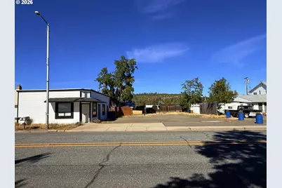 511 E Broadway St, Goldendale, WA 98620 - Photo 2