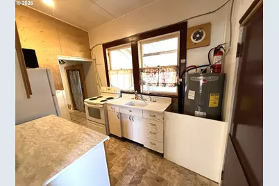 511 E Broadway St, Goldendale, WA 98620 - Photo 12