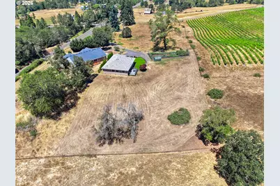 3721 Colonial Rd, Roseburg, OR 97471 - Photo 42