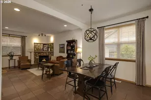 1450 NE Kerry Ct, McMinnville, OR 97128 - Photo 6
