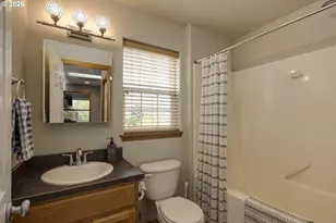 1450 NE Kerry Ct, McMinnville, OR 97128 - Photo 24