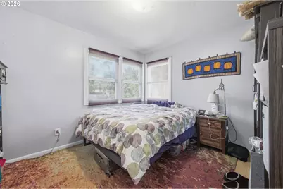 12101 SE Lincoln St, Portland, OR 97216 - Photo 10