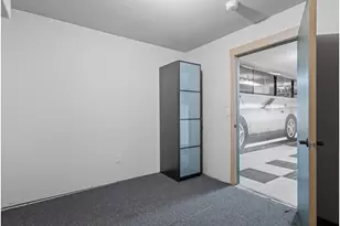 1952 NE 48th Way, Hillsboro, OR 97124 - Photo 36