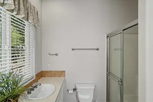1354 Lea Ann Ct, Salem, OR 97304 - Photo 38